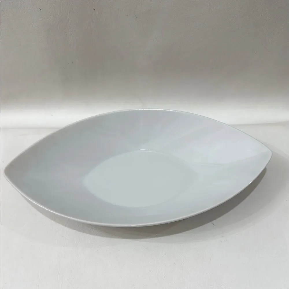 Rosenthal White Porcelain Modern Oval Serve Ware Dish Germany Epoque One Dish